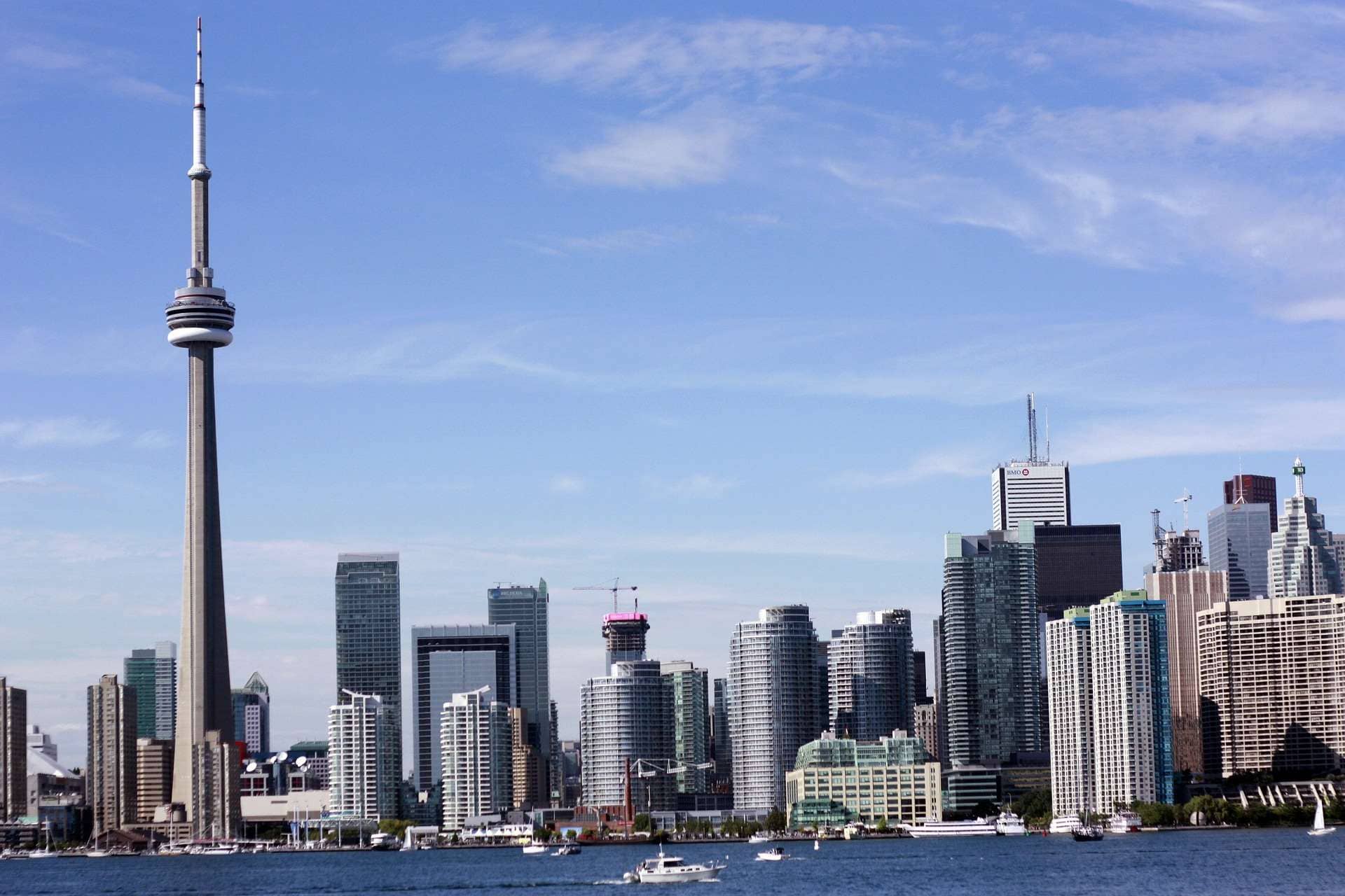 Toronto skyline for tours